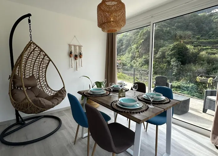 The Valley House Сан-Висенти