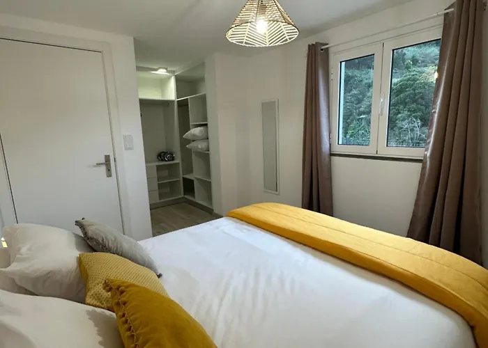 Апартаменты The Valley House