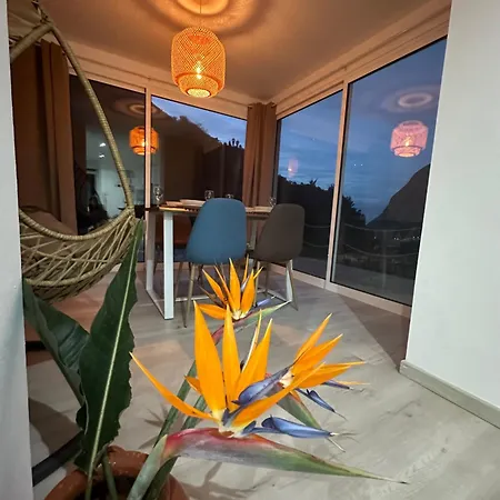 The Valley House São Vicente