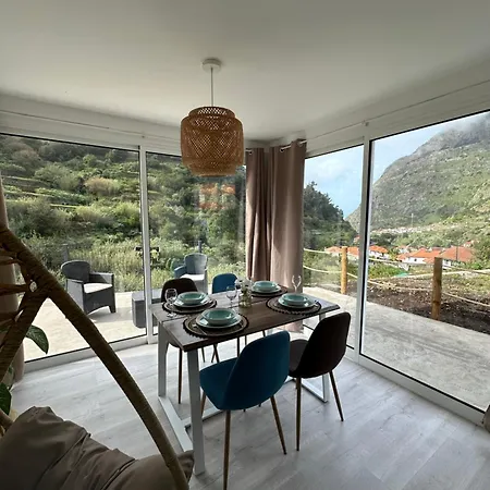 The Valley House * Sao Vicente (Madeira)