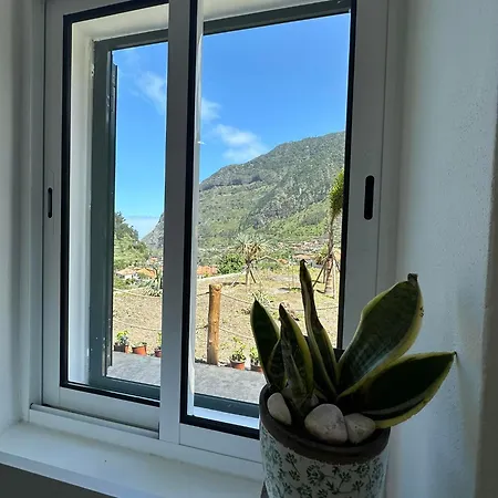 The Valley House * Sao Vicente (Madeira)