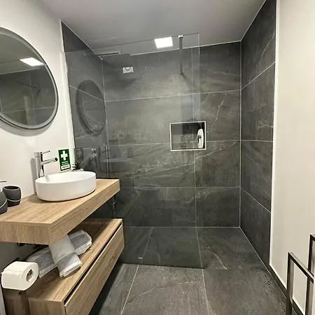 Apartment The Valley House *