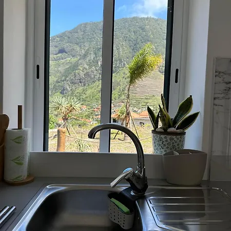 The Valley House Sao Vicente (Madeira)