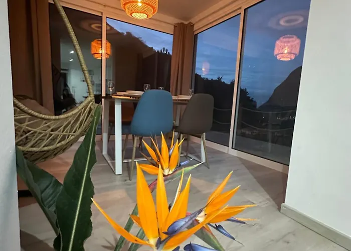 The Valley House São Vicente