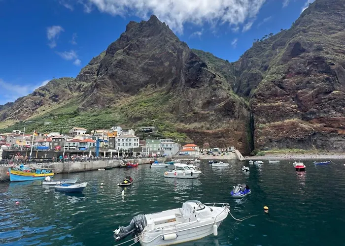 The Valley House São Vicente