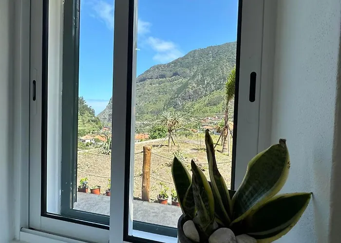 The Valley House * São Vicente