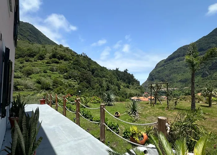 The Valley House * São Vicente